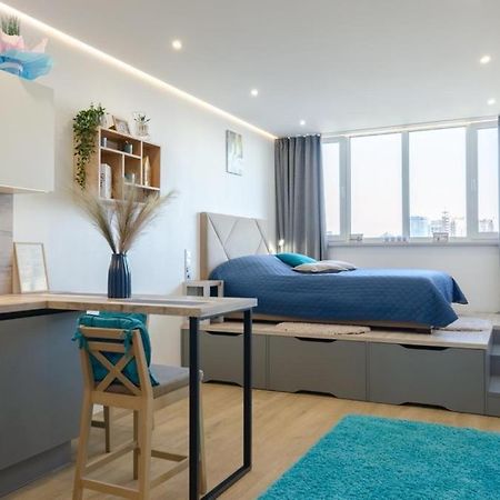 Mini-Smart 1 Apartamento Kiev Exterior foto